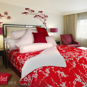Rise Set Sprei dan Bed Cover Scarlet Micro Fiber 300TC