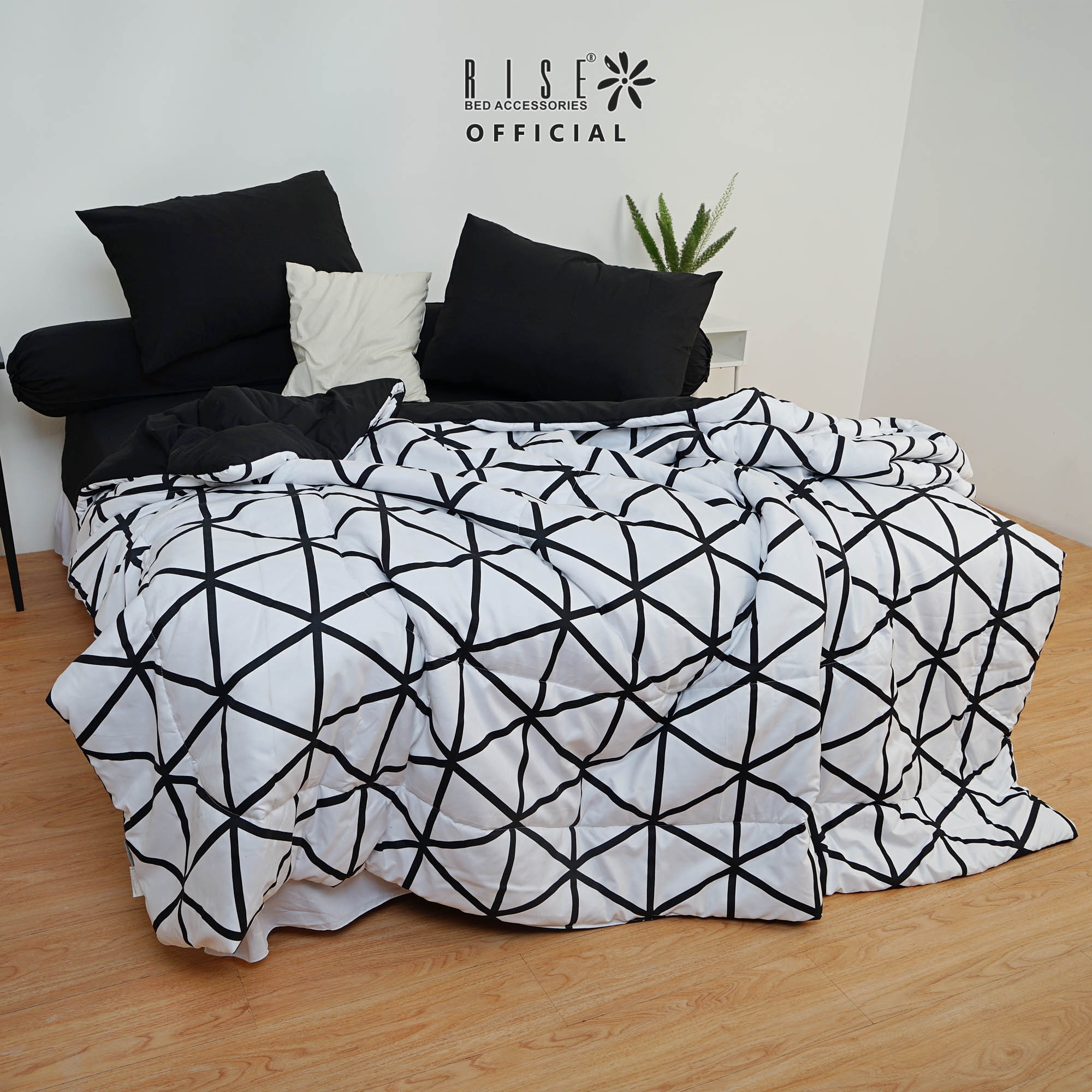 Set Sprei dan Bed Cover Aiden WHITE Micro Fiber 360TC - Image 5