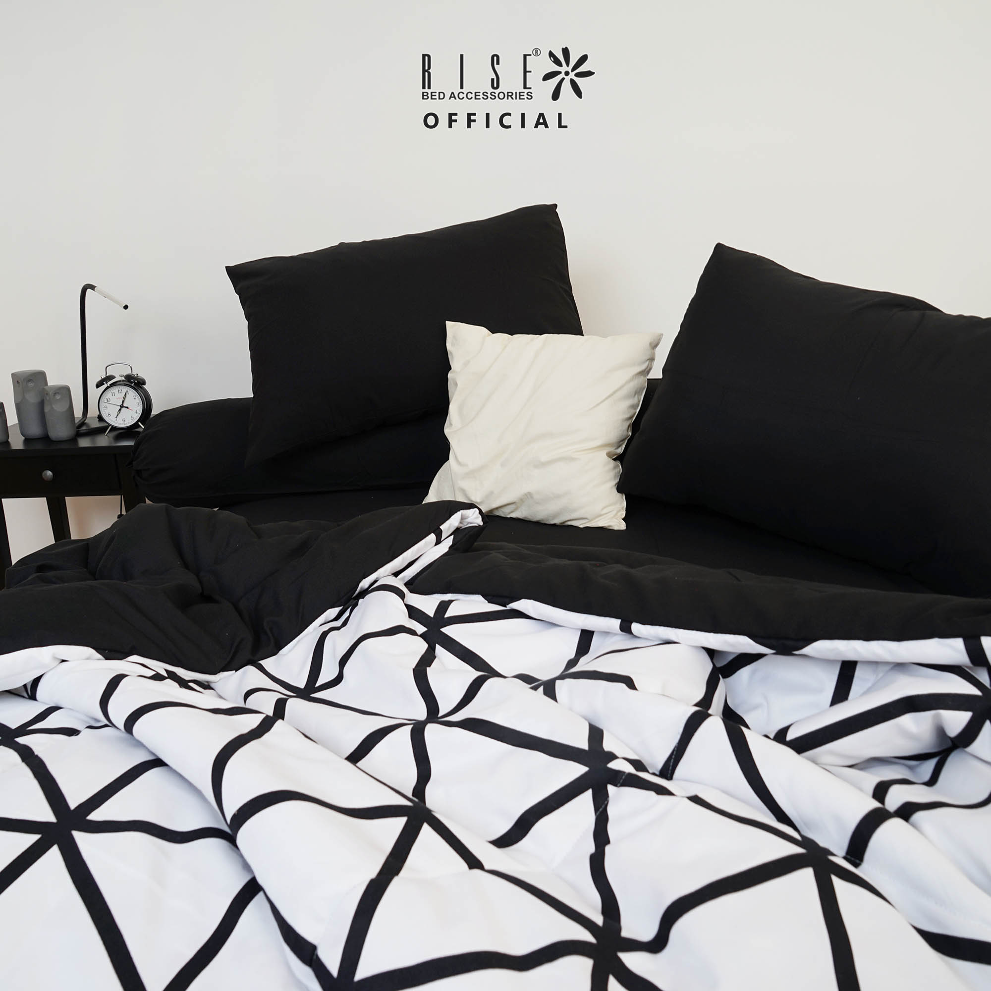 Set Sprei dan Bed Cover Aiden WHITE Micro Fiber 360TC - Image 6